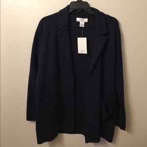 (1583).   NWT  Magaschoni Navy blazer/Sweater. S